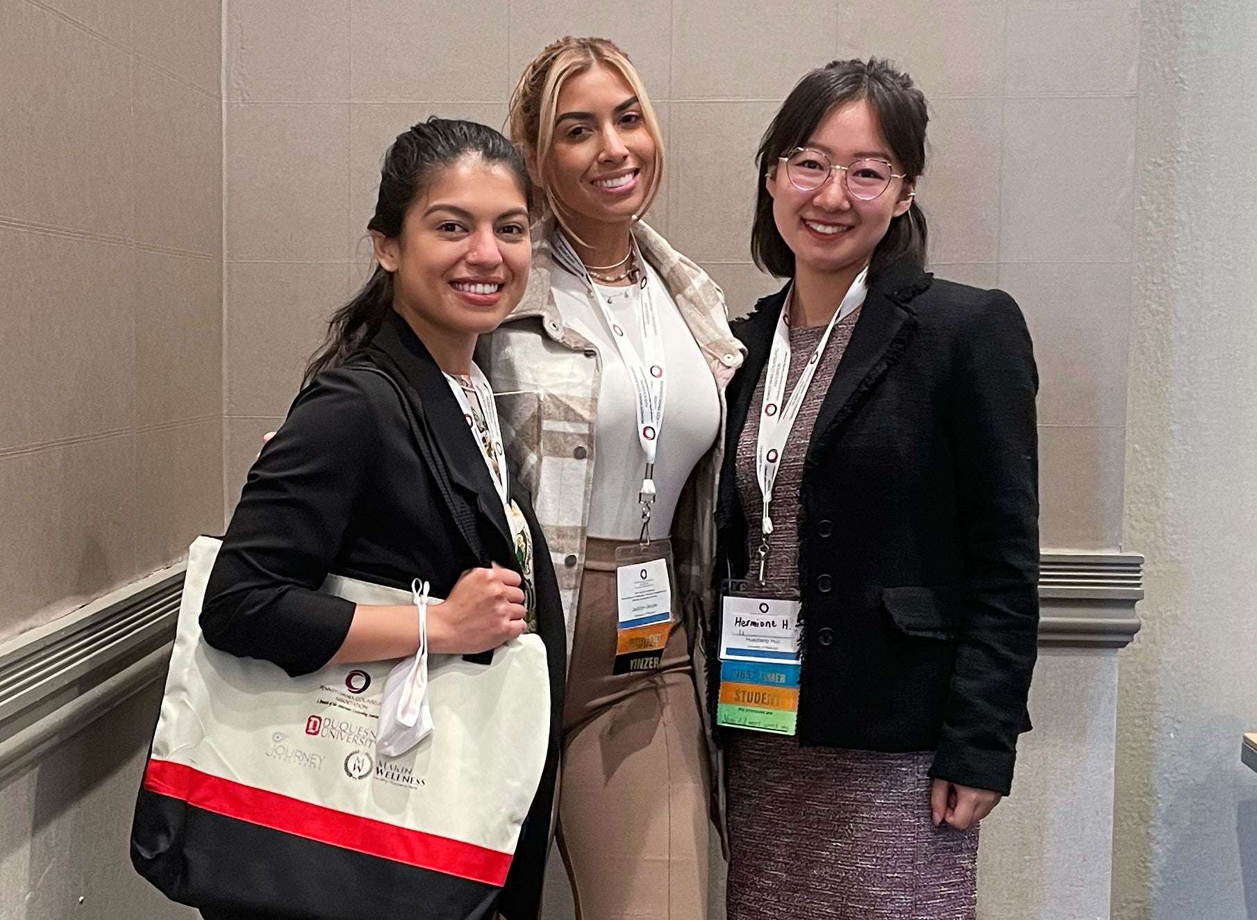 Garces (center) with other Pitt Counseling graduate students at the PCA conference